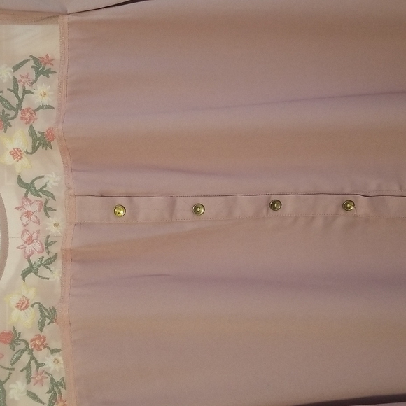 Live 4 Truth Mauve Pink Blouse with Mesh Floral Detail sz 3X - Picture 4 of 10